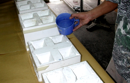 casting of customized trophy plaque